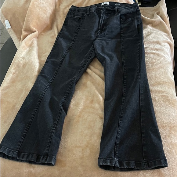 Kensie Women's Savannah High Rise Flare Black Jeans - Picture 1 of 8